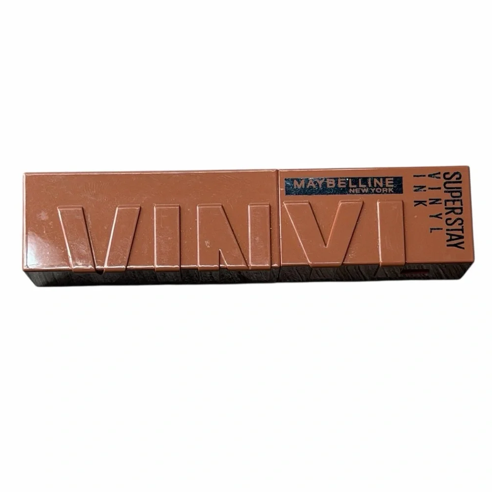 3/$20💗 Maybelline SuperStay Vinyl Ink Longwear Liquid Lip Color in Captivated
